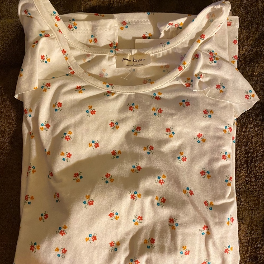 Woman’s short sleeved white & floral print cold shoulder top - Picture 5 of 7
